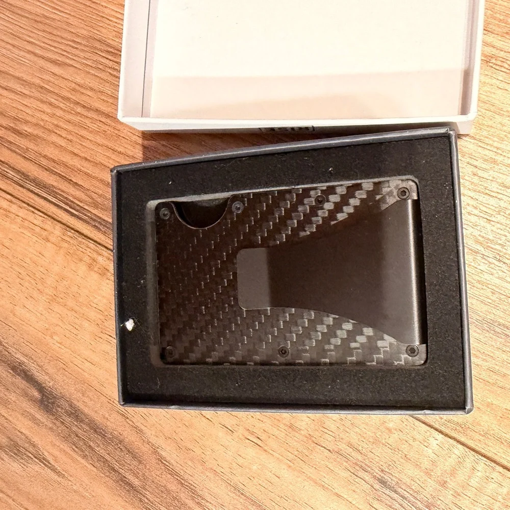 Rise Carbon Fiber Wallet